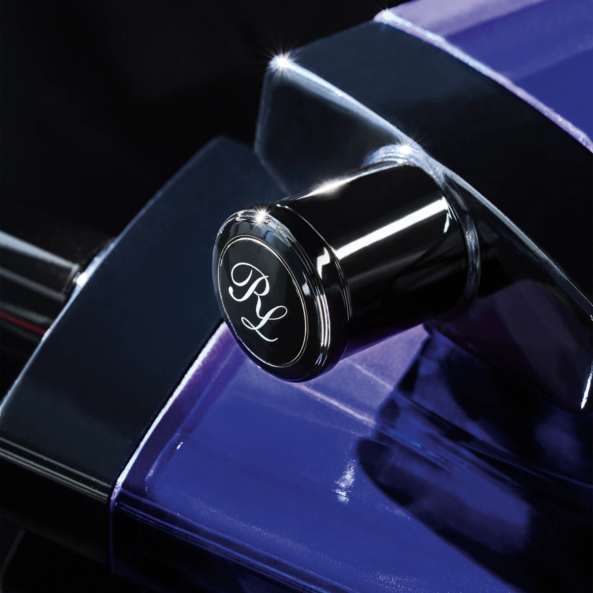 Purple label shop eau de toilette