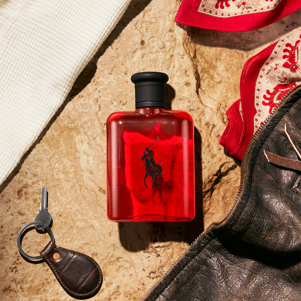 16 Best Colognes to Attract Females - Sports Illustrated